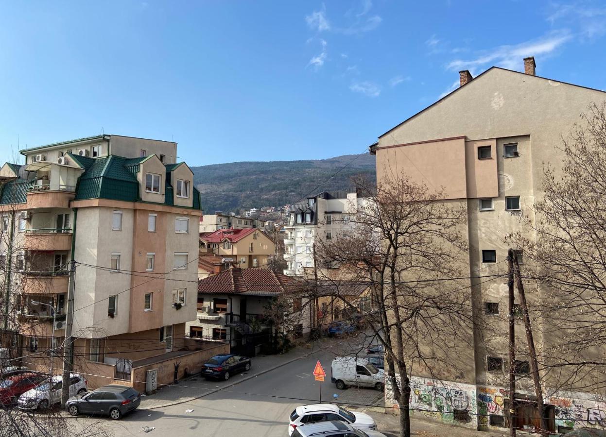 Ole Apartment II - Bright And Cozy Near The Center Skopje Zewnętrze zdjęcie